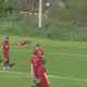 Posnetek najbolj bizarnega avtogola vseh časov: ležal poškodovan in zadel gol
