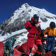 Sezona rekordov na Everestu, na vrhu 1008 ljudi