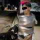 Mehiški "batman": tatove motorjev nemočne lepi na drogove