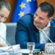 Farsa. Pravzaprav tragedija