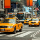 Skrita zgodovina rumenih taksijev: zakaj je simbol New Yorka sploh rumen?