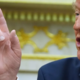 Trump kolumnistki E. Jean Carroll plačal večmilijonsko odškodnino