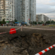 V ruskih napadih na Ukrajino več mrtvih in ranjenih: grozljivi posnetki eksplozij