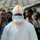Ebola v DR Kongo zahtevala več kot 700 življenj, v Nemčiji se zdravi okužen Američan