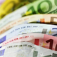 Državni proračun v sedmih mesecih z milijardnim primanjkljajem