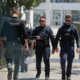 Truplo Škotinje našli v kovčku v zapuščeni stavbi, aretirali 26-letnika