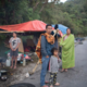 Skoraj 13.000 razseljenih po potresu v Indoneziji čaka na pomoč