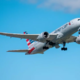 Panika na letalu American Airlines: zagorel prenosnik, več ranjenih