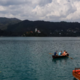 Med neurjem z Blejskega jezera rešili pet turistov
