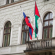 Demokrati neopredeljeni, koalicija podpira prepoved simbolov na javnih institucijah