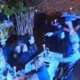 Odvetnik skušal sredi lokala ubiti bivšo ženo, rešila jo je zaskočena pištola
