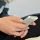 Prek spleta zlorabil 361 dečkov, slučajno ga je izdal mobilni telefon