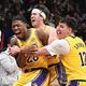 Drama Lakersov, kar je v zadnji sekundi naredil LeBron, pa močno odmeva