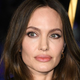Angelina Jolie obožuje te ravne čevlje: Poiskali smo najlepše modele, ki jih navdihujejo njeni najljubši čevlji