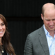 William in Kate prideta: Meghan Markle in princ Harry nista bila povabljena na poroko Archiejevega botra, razlog pa ju je gotovo razžalostil