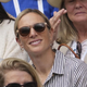 Zara Tindall: Vnukinja Elizabete II. je na Wimbledonu pritegnila pozornost v elegantnem poletnem videzu