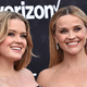 Zopet sta medli glave: na las podobni Reese Witherspoon in hčerka Ava nosili elegantna stajlinga, ki se odlično prilegata njunim letom