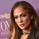 Jennifer Lopez navdušila z moderno eleganco: najboljši videzi na Women in Entertainment 2025