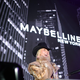 Utrip New Yorka v Beogradu: lepotna zabava leta predstavila najnovejšo inovacijo Maybelline NY
