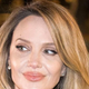 Angelina Jolie v čudoviti kreaciji, ki jemlje dih (FOTO)