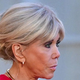 Brigitte Macron znova presenetila: preprost modni kos, ki je ukradel vso pozornost