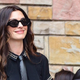 S to torbico je Anne Hathaway osvojila New York (in modne poznavalke)