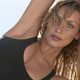 Bella Hadid postala novi obraz znamke, ki jo že leta nosi zunaj modnih pist