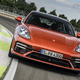 Porsche s prenovljeno panamero zanetil ogenj v Stuttgartu