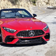 Mercedes-AMG SL: avtomobilska erotika danes in pred 65 leti