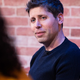 Sam Altman: UI je dovolj koristna, da moramo sprejeti tudi nekaj nevarnosti