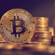 Bitcoin presegel 80 tisoč dolarjev: konec težkih kriptočasov?