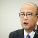 Kenta Kon: Sem človek, ki obožuje denar