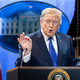 Trump bi za hitrejši dostop do informacij, ki premikajo trge, zaračunal 100 tisočakov na mesec