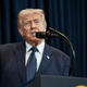 Trump napoveduje novo blokado iranskih ladij v Hormuški ožini in 20-odstotno nadomestilo za prevožen tovor