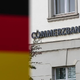 Nemški uradniki razmišljajo o prodaji deleža Commerzbank italijanskemu UniCreditu