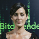 Carrie-Anne Moss (Trinity): "Najprej sem morala opustiti konstrukt, da moram spet biti videti 30!"