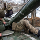 Brutalen nasvet Newsweeka: Ukrajinci naj rešujejo zahodne tanke, ne ljudi