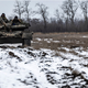 Ruski tanki odporni na drone in rakete - medtem ko se »Leopardi« valjajo v blatu