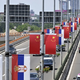 Jekleni prijatelji: Kitajski predsednik na obisku v Srbiji vodi kar 400-člansko delegacijo, sodelovanje pospešuje nov sporazum