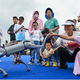 Pametne tovarne kot turistične atrakcije: Tehnološko veselje s humanoidnimi roboti v kitajskem Wuhanu