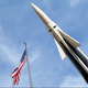 Strah pred Kitajsko se spreminja v paniko: Američani pospešujejo proizvodnjo skrivnostne rakete