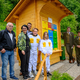 Osnovnošolci Črne prejeli 20. jubilejni učni čebelnjak