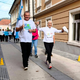 FOTO: Tek miru v Slovenj Gradcu združil staro in mlado