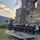 Godba na pihala Ojstrica že tretje leto zapored poskrbela za nepozaben večer pod zvezdami na Starem gradu v Dravogradu