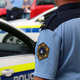 Lažno prijavil kršitev, nato policistoma grozil s smrtjo: moškega so pridržali