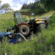 V nesreči na Štajerskem huje poškodovan 59-letni traktorist, ki je vozil pijan