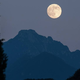 Hladna polna luna bo tem znamenjem razkrila resnico