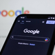 Google dokončno izgubil na sodišču: Potrošnikom nezakonito omejeval izbiro, čaka ga štirimilijardna globa