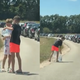 VIDEO: Mala junaka v veliki vročini! Tako sta potnikom v koloni delila hladno vodo