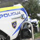 Delavec padel med delom s strojem in se huje poškodoval